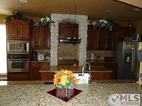 2nd image of 1025 Hosington Dr