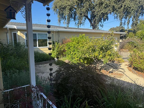 5th image of 2117 Harris Court