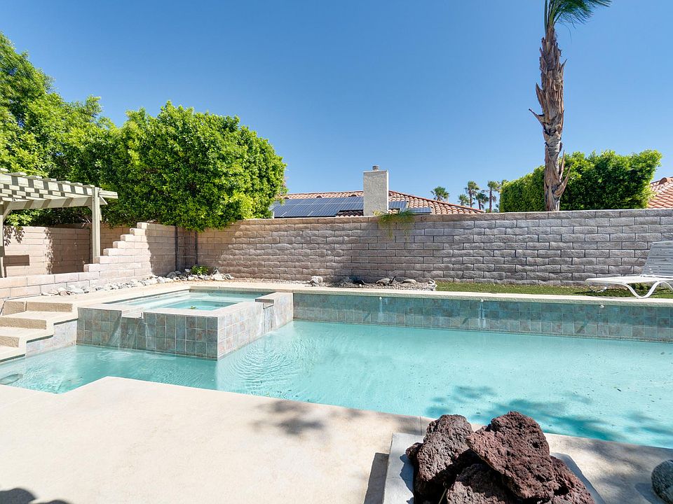 1st image of 2660 N Hermosa Dr
