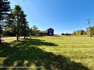 4063 N Williams Rd, Saint Johns, MI 48879