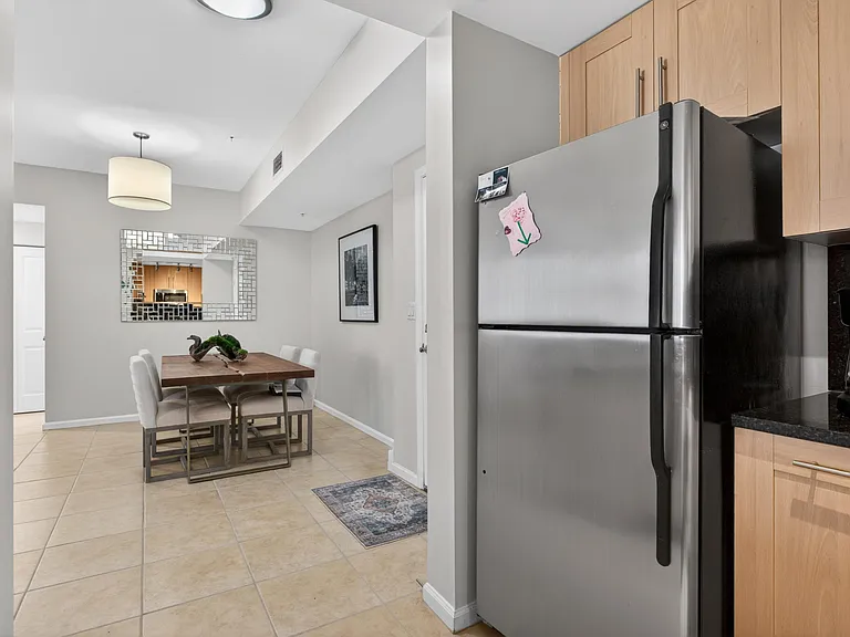 511 SE 5th Ave #1102 — Photo 9