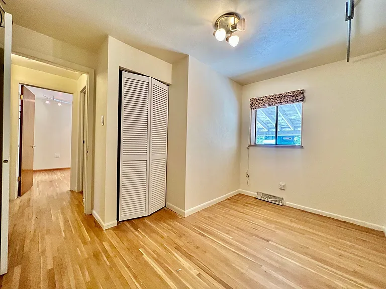 5416 Cody St — Photo 9