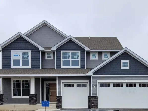 1911 Balsam Dr, Carver, MN 55315