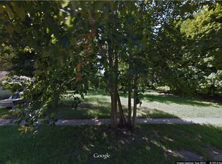 614 Green Ave, Benton Harbor, MI 49022