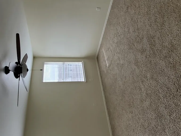 105 Wegstrom St — Photo 12
