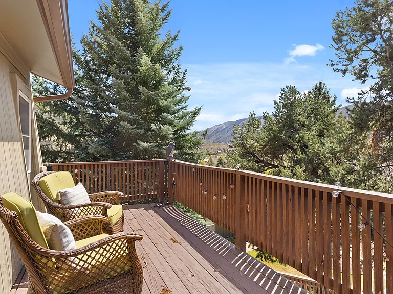 217 Longhorn Ln — Photo 23