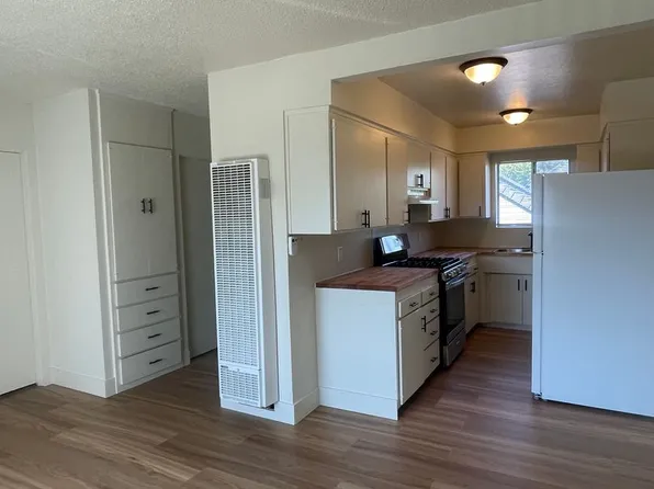 1090 N. Court Street, 1090 N Court St APT E, Redding, CA 96001