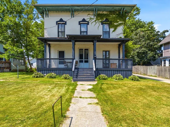 202 3rd St, Jackson, MI 49201