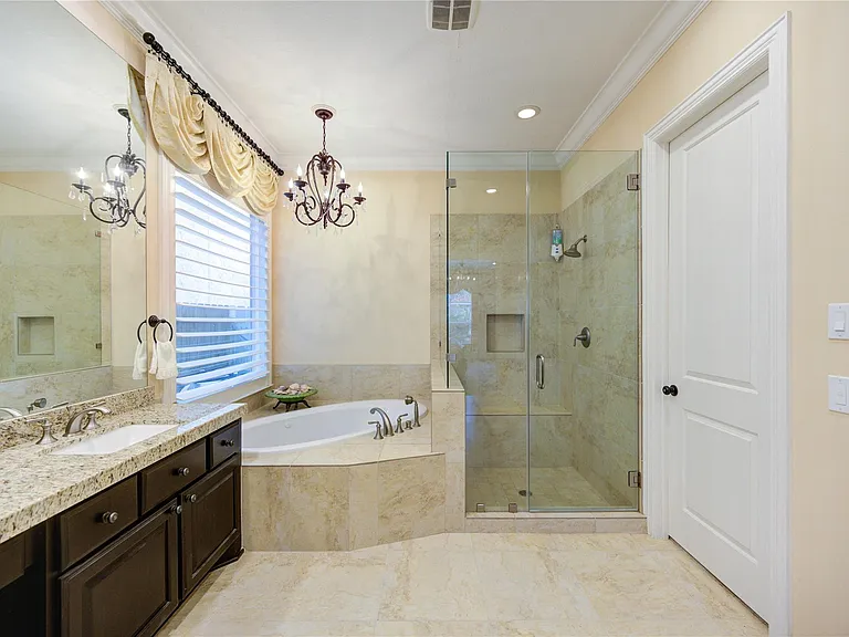 14222 Teal Cove Ln — Photo 17