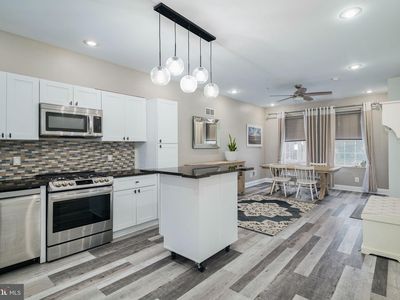 1707 Carpenter St #A, Philadelphia, PA, 19146