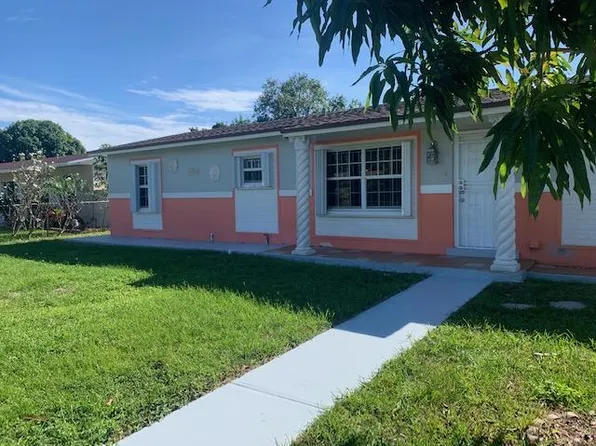 4492 NW 180th St, Miami Gardens, FL 33055
