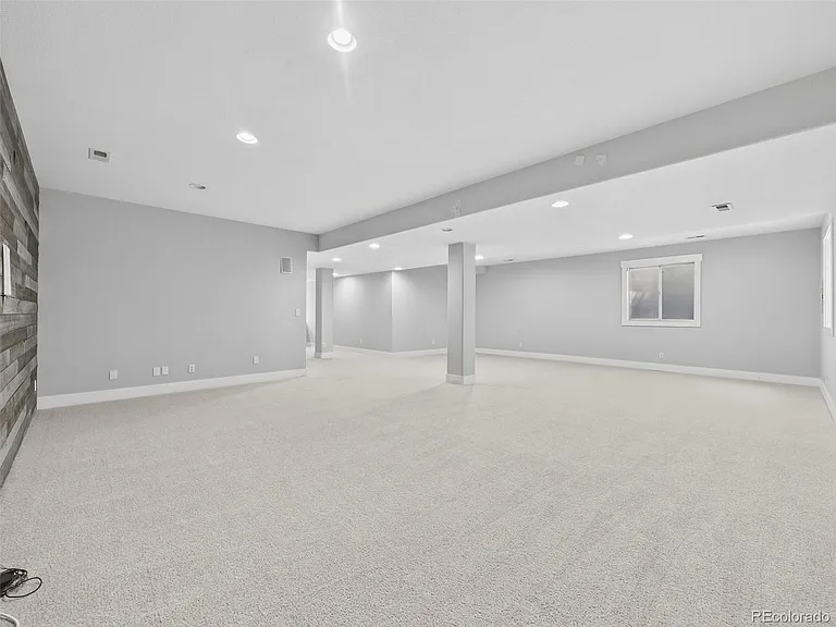 11672 E Berry Ave — Photo 39