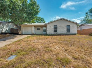 1211 Neptune Dr, Cedar Hill, TX 75104
