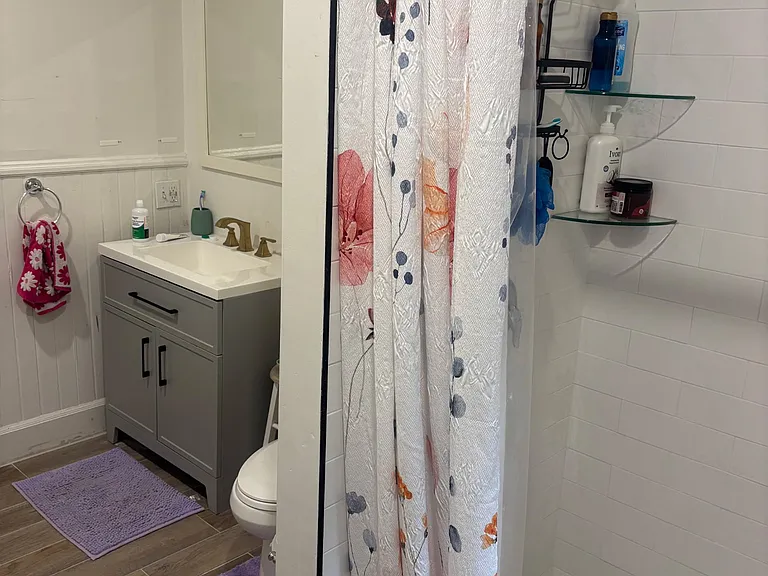 5 Deering St #5 — Photo 2