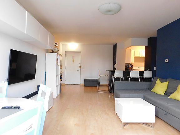 2nd image of 1901 Madison Ave APT 617