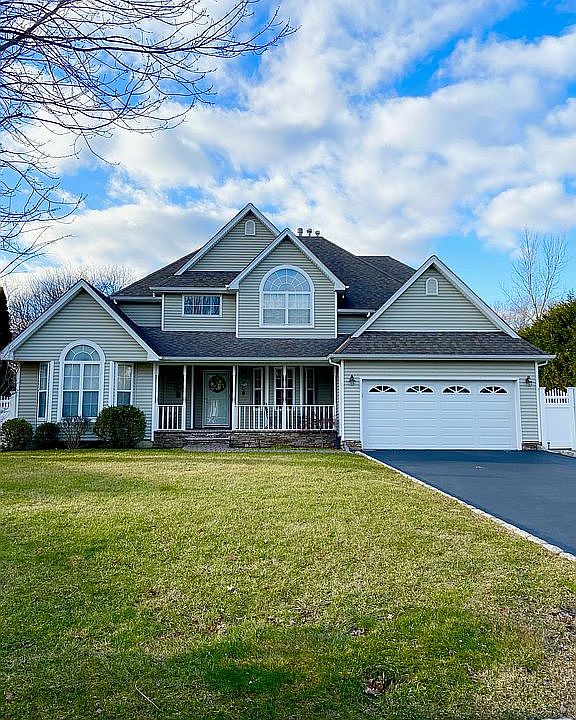 1st image of 38 Paige Ln