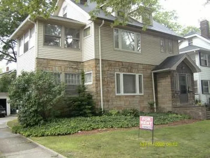 2134 Stillman Rd — Photo 1