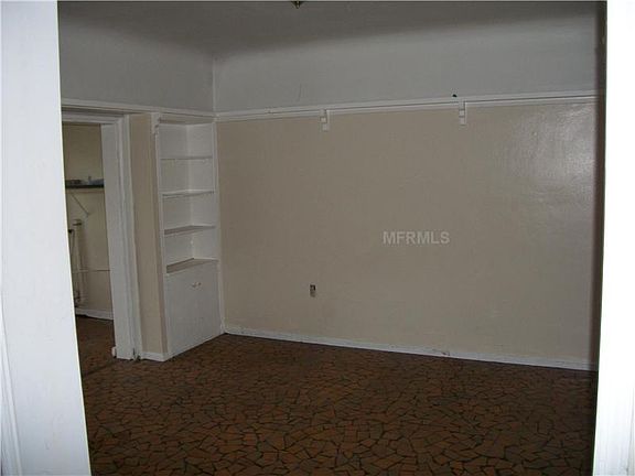 5th image of 6030 9th Ave N