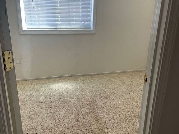 2nd image of 502 Brookwood Rd