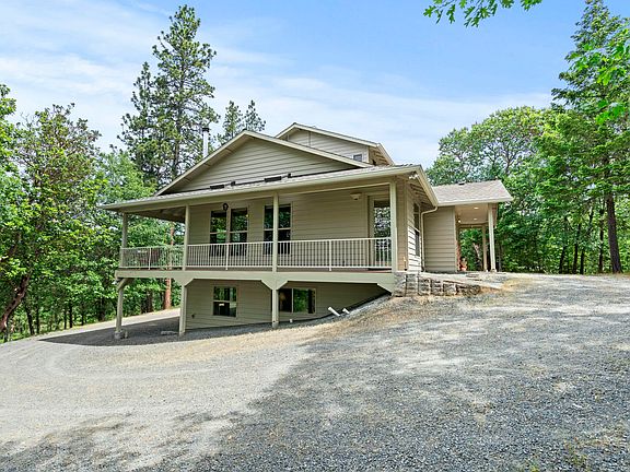 3rd image of 466 Three Pines Rd