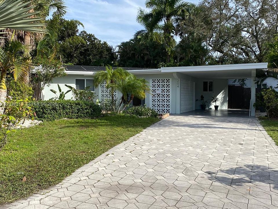 1st image of 204 SW 19th Ave