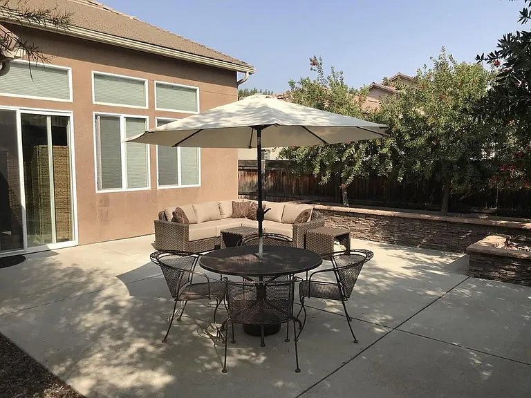 1414 N Siena St — Photo 12