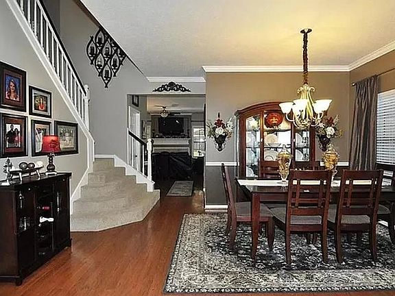 3rd image of 5107 Natural Bridge Dr
