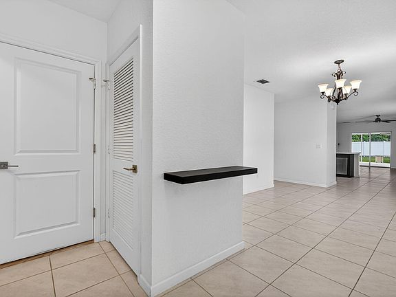 3rd image of 6814 Mitchell Street