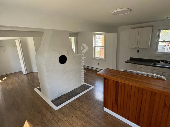50 Summer St #1R, Leominster, MA 01453