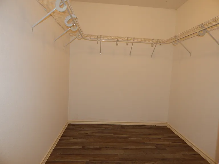 10013 Country View Ln — Photo 22
