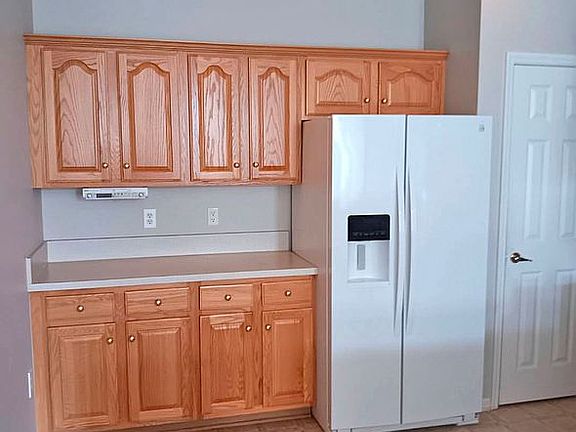 5th image of 2115 William T Cir