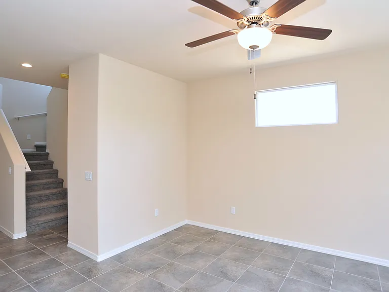 1218 E Blacklidge Dr #1101 — Photo 8