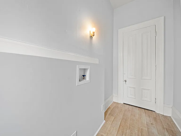 64 W Winter St #4 — Photo 10