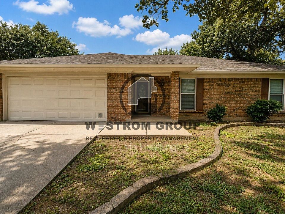 1st image of 3902 Helmsford Dr