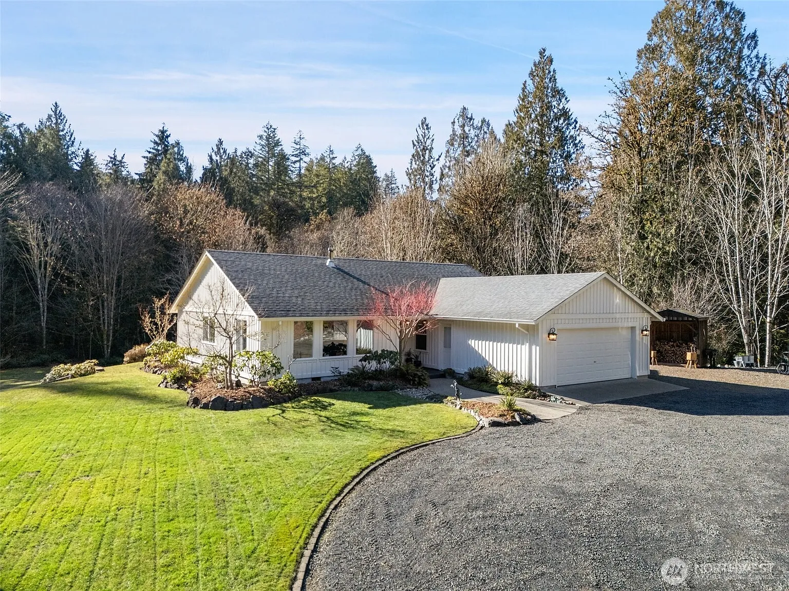 10110 Cramer Road NW photo 1
