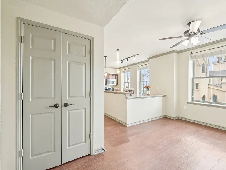 2101 Church Street — Photo 112