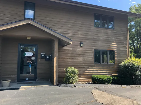 330 Columbia Ave E, Battle Creek, MI 49015
