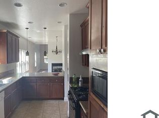 3851 38th St, Sacramento, CA 95820