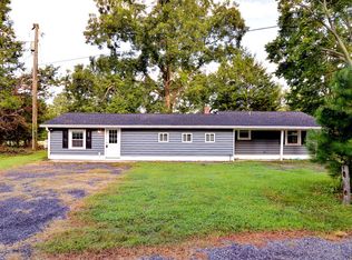 202 Olde Pond Ln, Yorktown, VA 23693