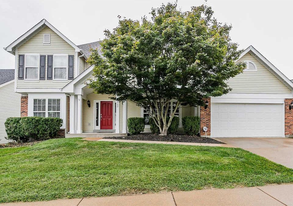 1st image of 16962 Westridge Oaks Dr