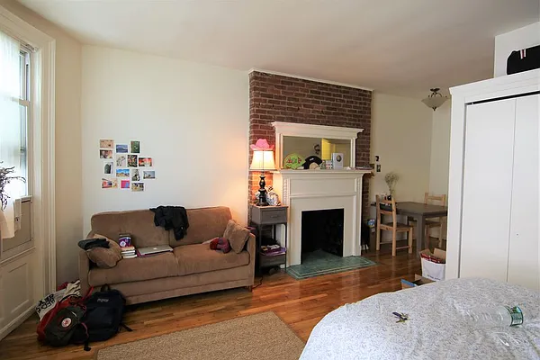 Rented by JK Dansar Corp | media 36