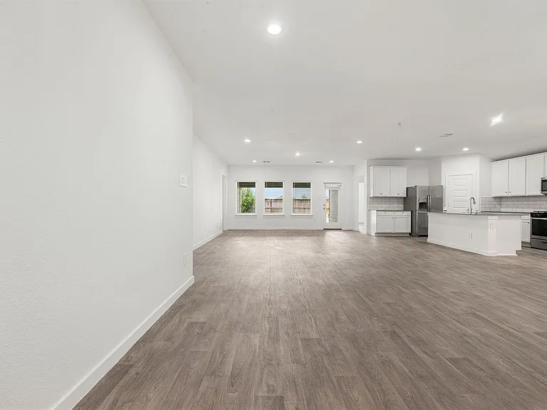 6931 Dell Vista Dr — Photo 9
