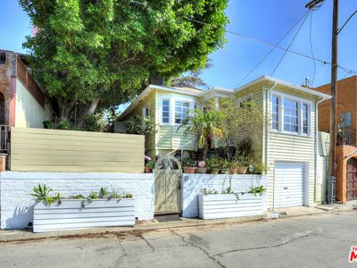 3875 Clayton Ave, Los Angeles, CA, 90027