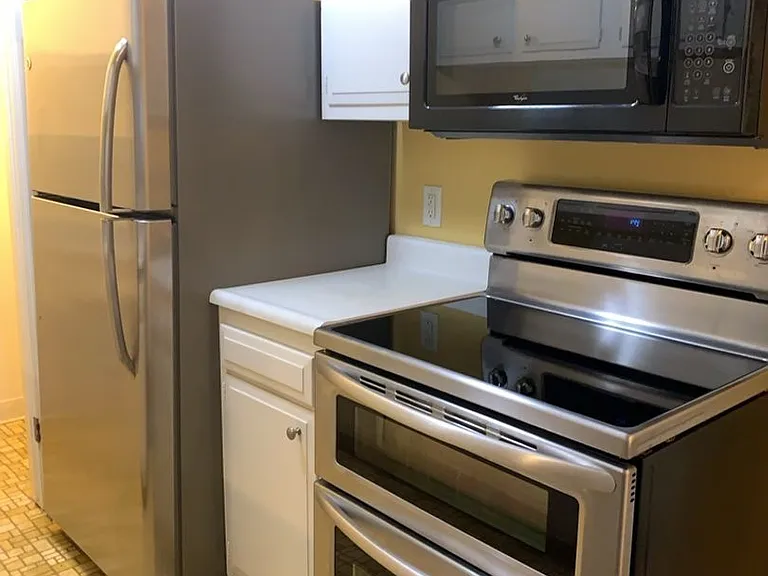 1309 Kirkwood Dr #405 — Photo 8
