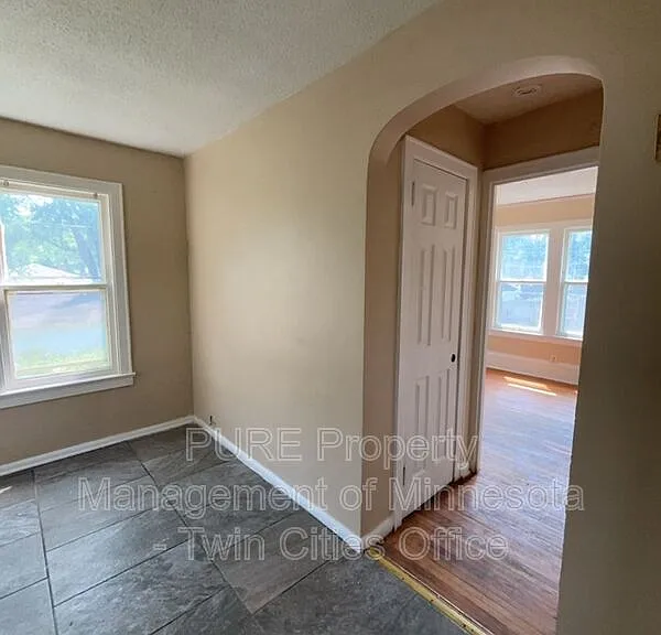 3734 Penn Ave N — Photo 7