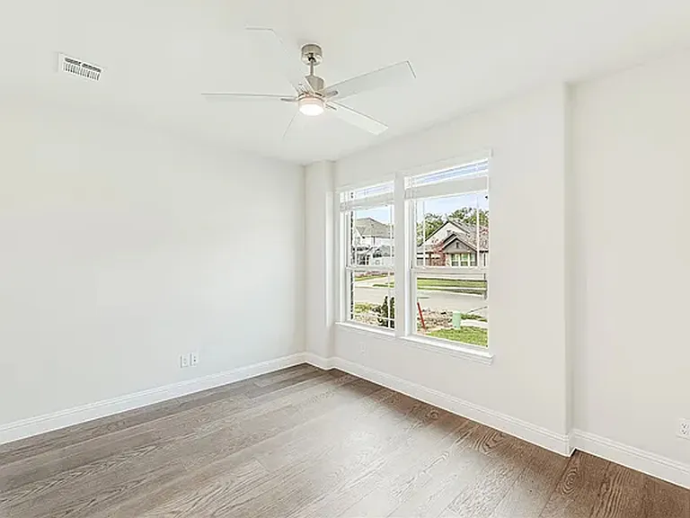 1010 Ridgehurst Rd — Photo 9