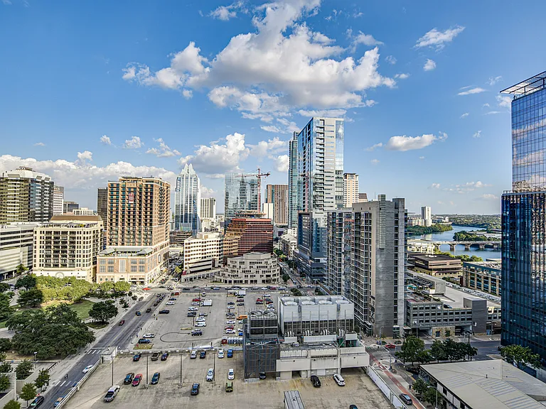 360 Nueces St #1302 — Photo 18