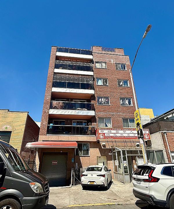 1st image of 871 50th St APT 4A