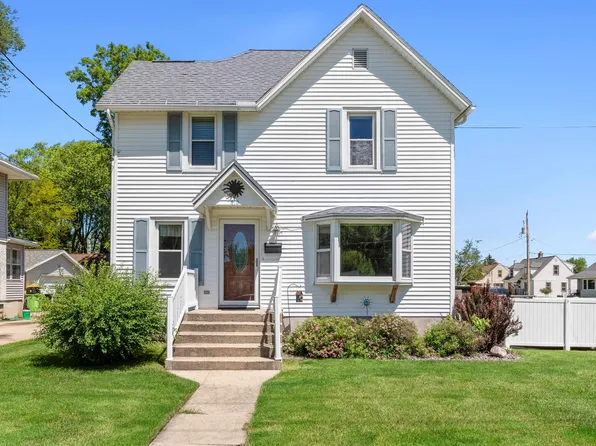610 E South St, Beaver Dam, WI 53916