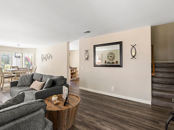 4th image of 1243 Manzana Way